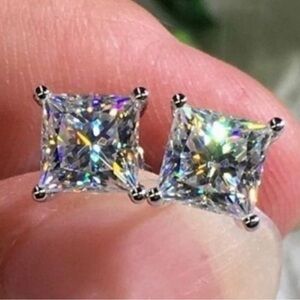 Brand New 18k White Gold Over Sterling Silver Premium CZ Princess Cut